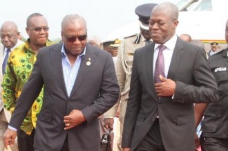 Ghana : Parti en congé de Noël aux Emirats, Mahama est critiqué, son parti sÂ’explique