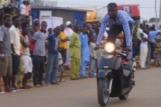 Ghana : Les motocyclistes empêchés de célébrer leur nouvel an à  Accra 