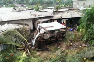 Gabon : Chute dÂ’un camion dans un terrain dÂ’habitation