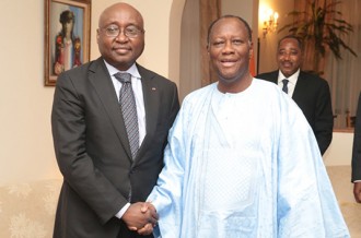 Côte d'Ivoire : ADO reçoit la BAD à  la maison