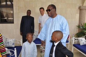 Côte d'Ivoire : Ouattara ne rentrera pas ce dimanche...