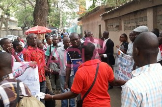 Côte d'Ivoire : Des instituteurs adjoints envahissent Gnamien Konan, il les renvoie vers son Directeur de cabinet