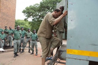 Zimbabwe : Un ex député américain expulsé pour irrégularité 