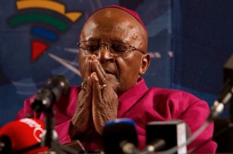 Ouganda :  LÂ’Archevêque Desmond Tutu plaide pour les homosexuels