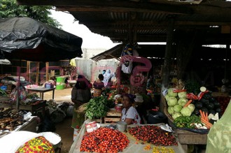 Côte d'Ivoire : Des commerçants envahissent un commissariat d'Abidjan