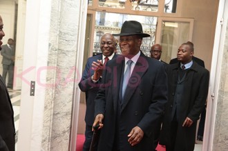 Côte d'Ivoire : Ouattara réapparait en vie à  Paris et confirme son retour pour dimanche