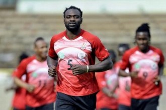 Football : John Mensah débarque en Slovaquie et espère aller au Brésil