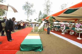 COTE D'IVOIRE: Alassane Ouattara demande pardon aux parents des victimes de la crise post-électorale