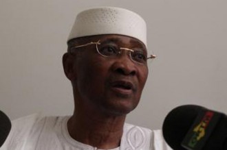 MALI : ATT a rendu sa démission au médiateur de la CEDEAO, Dioncounda ouvre les consultations