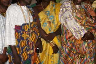 COTE DÂ’IVOIRE : Indépendance, deux chefs traditionnels se livrent en spectacle