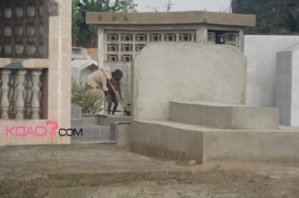 COTE D'IVOIRE: Les rats volent la vedette aux clients à  Yop !