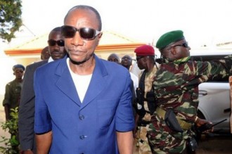 Alpha Condé prend fonction