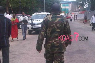 COTE D'IVOIRE : Des «faux FRCI» pour prendre le bus gratuitement?