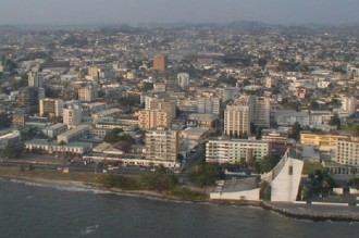 GABON: La décentralisation oui mais... 