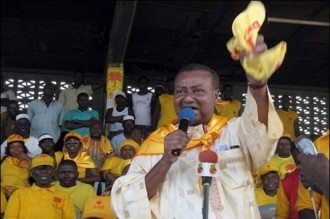 Le dialogue provisoirement suspendu