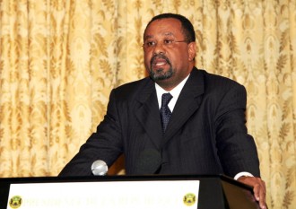 GABON : Guy Bertrand Mapangou nommé président du CNC