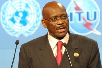 Le maire de Libreville, poursuivi pour gabegie