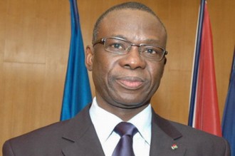 BURKINA: Tiao au pas de charge