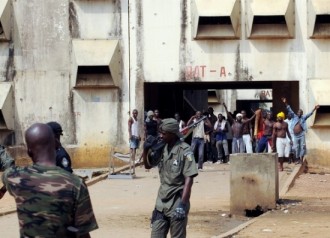COTE D'IVOIRE : Evasions de prisonniers, les régisseurs dÂ’Abidjan et dÂ’Agboville révoqués 