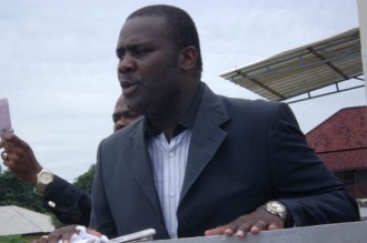 GABON: La société civile condamne les poursuites judiciaires contre Mike Jocktane