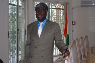 Les inquiétants silences de Mambé