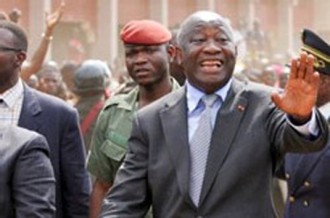 TRIBUNE: Intox et mensonges : Le double jeu favori des organes de presse proche des partis politiques.