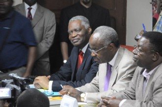 Amorce d'unité de l'opposition face au PDG à  l'approche de la présidentielle du 30 Août