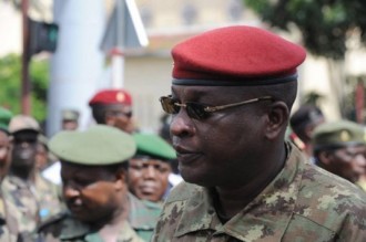 Dadis passe le pouvoir à  Konaté, à  Conakry Rabiatou Sérah Diallo et Jean Marie Doré promus au poste de premier ministre