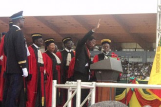 BÉNIN: AG de l'UNAMAB: Yayi tente de sauver les meubles