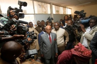 SENEGAL : Abdoulaye Wade dans de sales draps