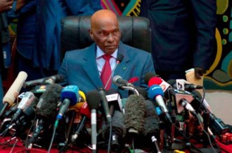 GABON - SENEGAL: Après sa défaite, Ali Bongo salue Abdoulaye Wade