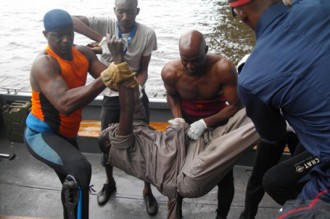 ACCIDENT DU BUS: 37 corps repêchés, 9 survivants et 1 rescapé