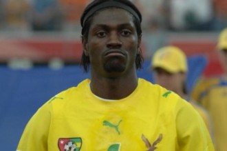 Togo : Football : Coup dur, nouveau retrait de la sélection d'Emmanuel Shéyi Adébayor 