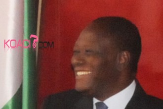 Depuis les USA Ouattara tente de rassurer le trésor!