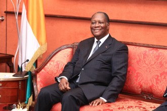 COTE D'IVOIRE: Alassane Ouattara reçoit les nouveaux ambassadeurs du Niger, du Sénégal et de la Chine