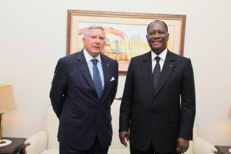 COTE D'IVOIRE: Alassane Ouattara donne un diner à  la présidence pour feter le départ de l'ambassadeur de France