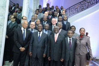 Côte d'Ivoire : Les ambassadeurs africains viennent écouter Alassane Ouattara à  Paris