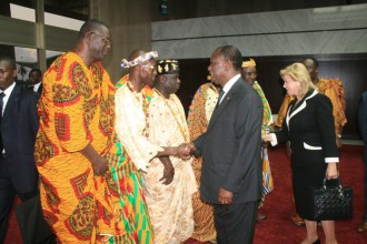 COTE D'IVOIRE : Après deux semaines à  l'exterieur, Alassane Ouattara rentre et annonce la pose de la première pierre de l'autoroute Abidjan-Grand Bassam