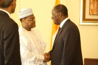 COTE D'IVOIRE: Alassane Ouattara reçoit Seyni Oumarou, Gérard Latortue et Edward Mc Lain