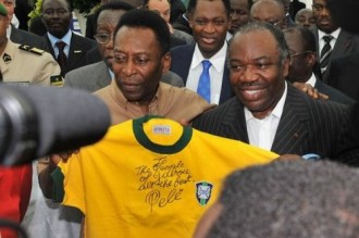 GABON: Ali Bongo rénove les bourses d'études et d'orientation !