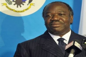Gabon, scandale financier autour du cabinet présidentiel.