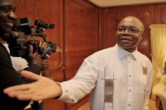 André Mba Obame, dans le viseur du pouvoir gabonais, pour velléités séditieuses.