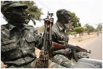 Sékouba Konaté decrete l'état d'urgence en Guinée