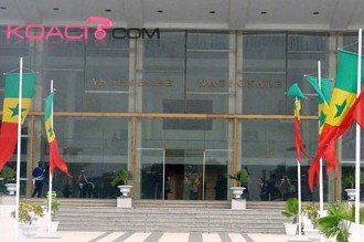 Le Sénégal adopte la parité absolue Homme-Femme