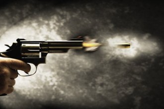 BÉNIN  : Un CRS s' explose la tête avec son arme