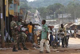 COTE D'IVOIRE : Insécurité à  Yopougon, cinq individus interpellés avec des kalaches