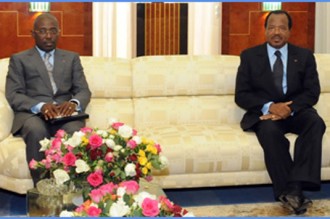 CAMEROUN-GABON: Ali Bongo tente de calmer le jeu