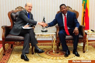 BENIN: Cotonou accueille Alain Juppé à  pour 24 heures