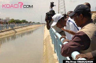 Boni et Soglo les pieds dans l'eau