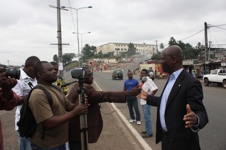 GABON: LÂ’UPG, Otage de Bruno Ben Moubamba et  ses ditengus & Cie